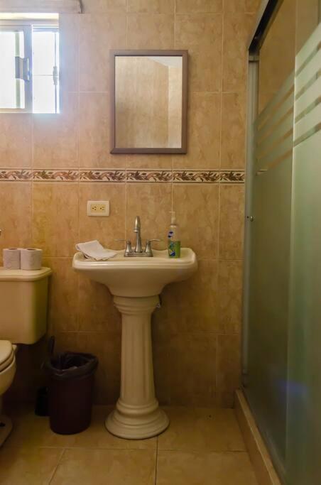 Alojamiento Completo 3 Habitaciones Chihuahua Esterno foto